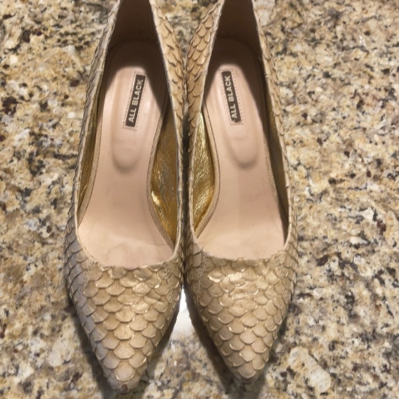 All black heels from Anthropologie worn once - Picture 1 of 6